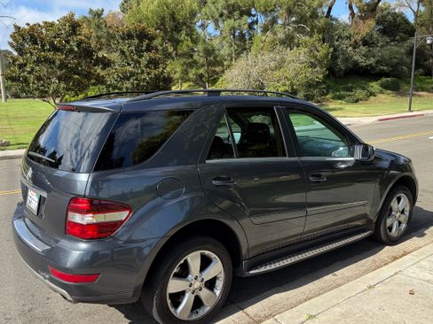 Used 2010 Mercedes-Benz ML 350 2WD image 11