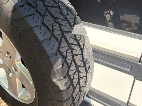 Used 2011 Jeep Wrangler Sport AWD/4WD image 23
