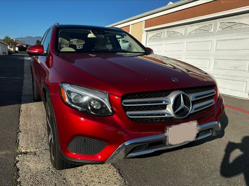 Used 2019 Mercedes-Benz GLC 350e 4MATIC image 13