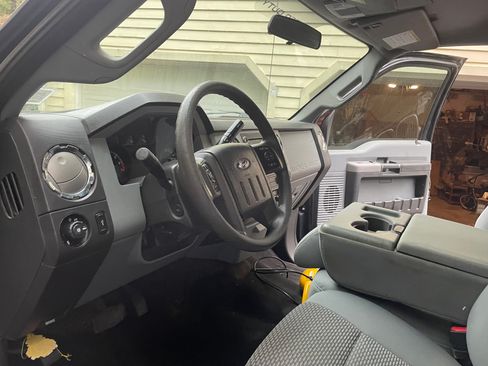 Used 2013 Ford F250 XLT w/ XLT Value Pkg AWD/4WD image 13