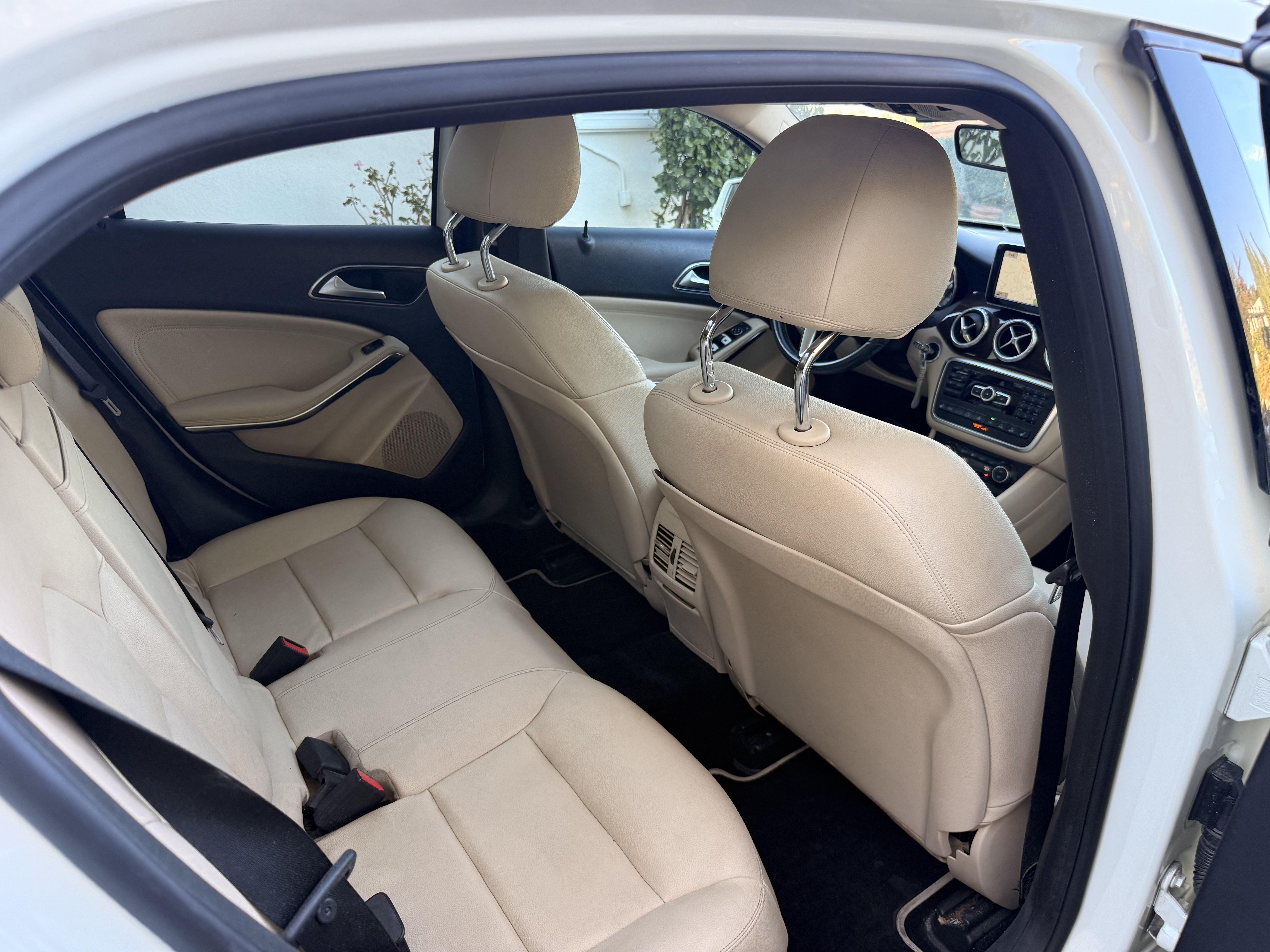Used 2015 Mercedes-Benz GLA 250 4MATIC image 18