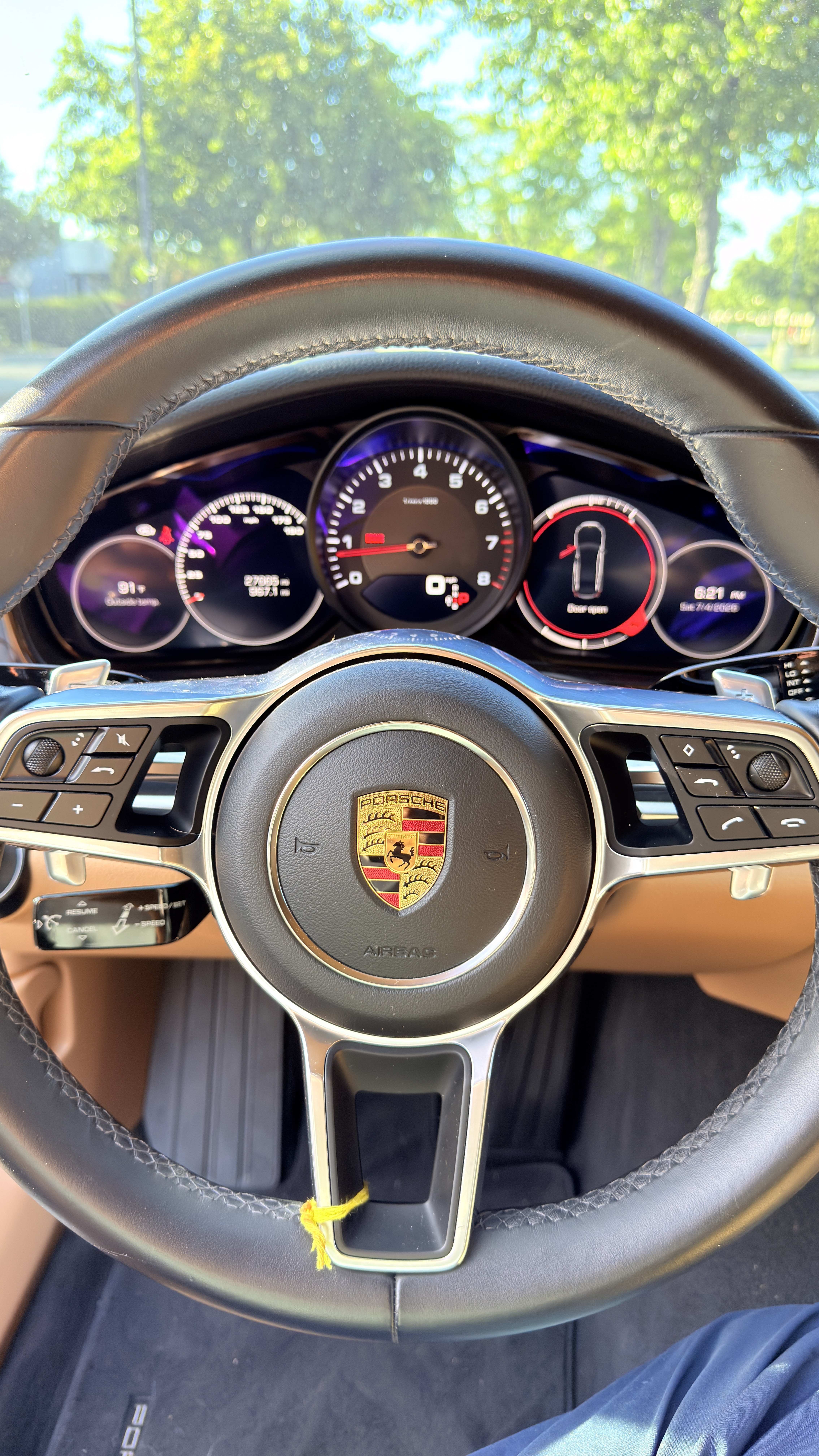 Used 2018 Porsche Panamera image 4