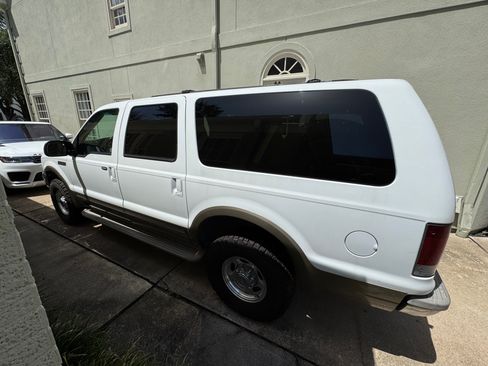 Used 2002 Ford Excursion Limited AWD/4WD image 5