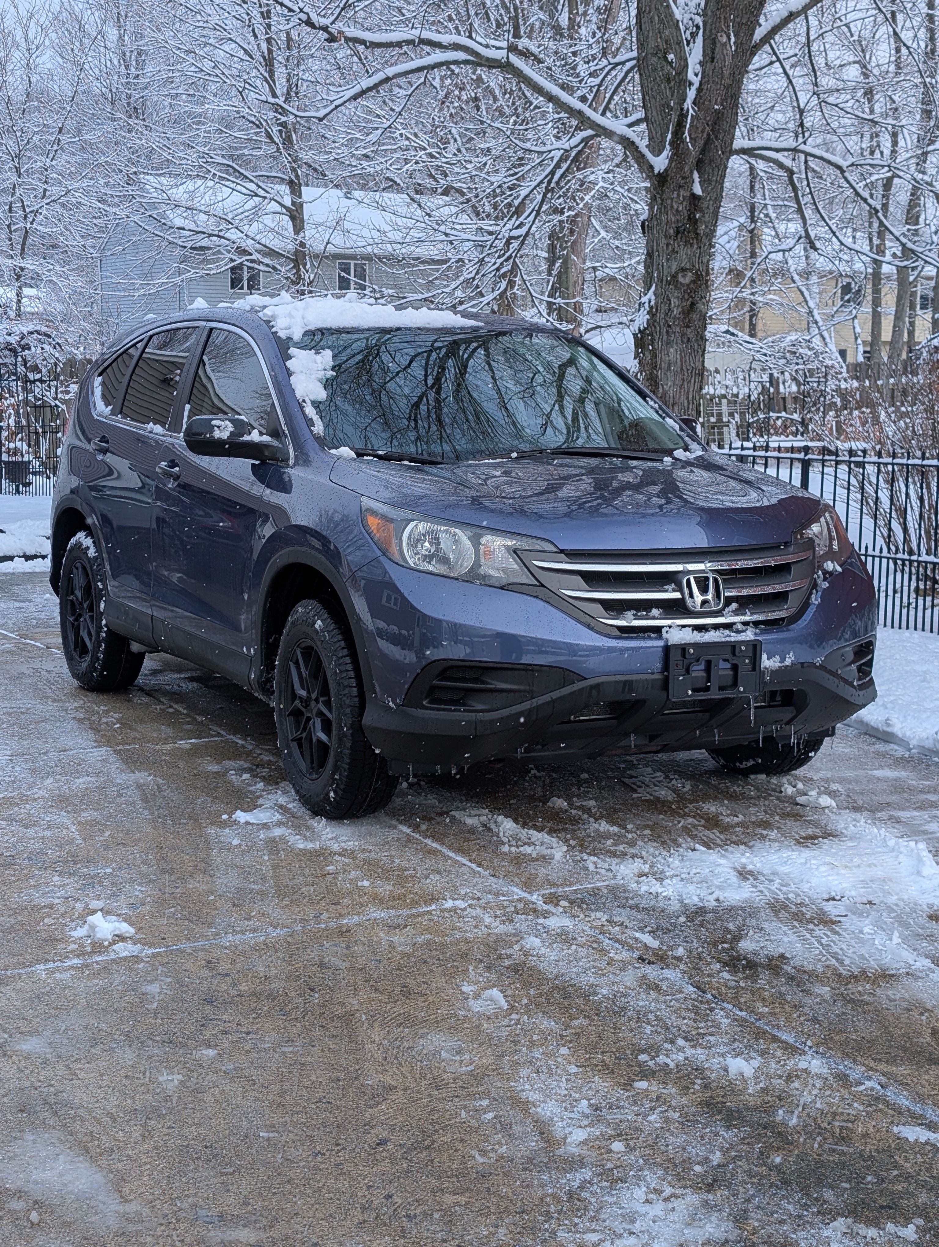 Used 2014 Honda CR-V LX image 2