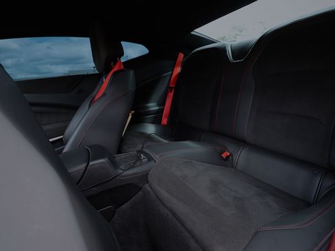 Used 2019 Chevrolet Camaro ZL1 image 14