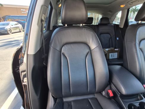 Used 2016 Audi Q5 2.0T Premium Plus w/ Technology Package image 15