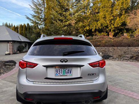 Used 2013 INFINITI FX50 AWD w/ Sport Technology Pkg image 6