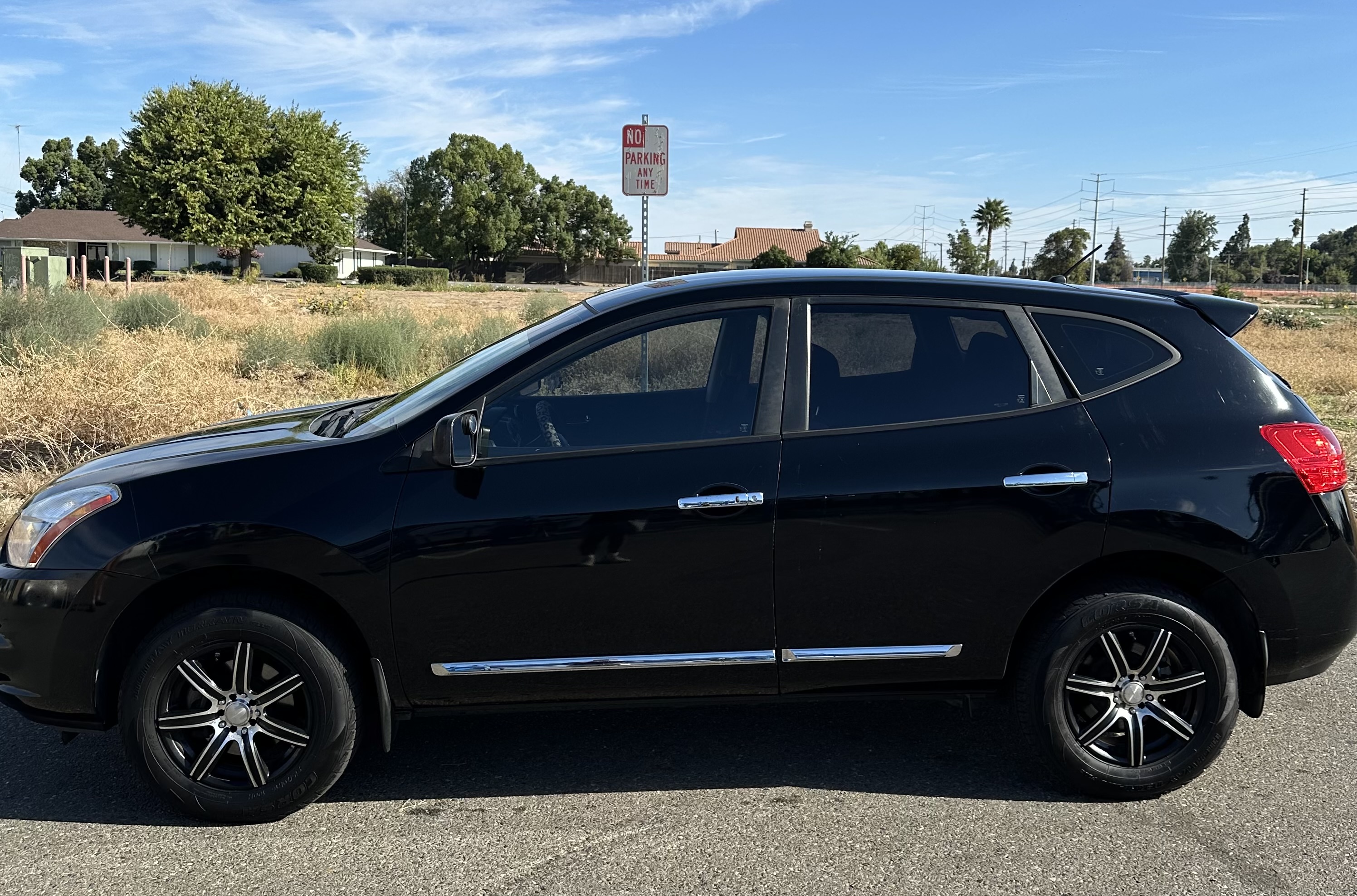 Used 2012 Nissan Rogue S AWD/4WD image 8