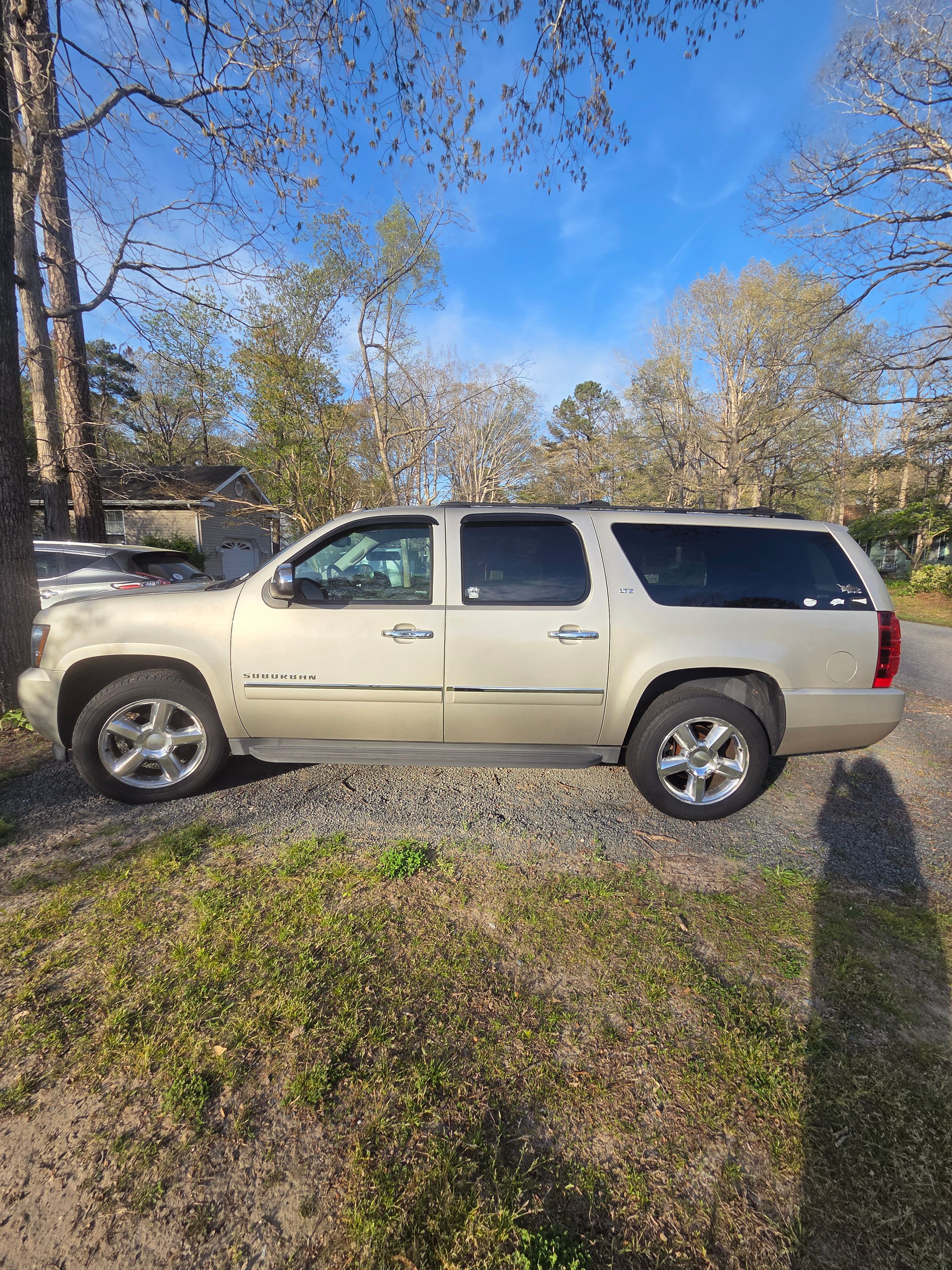 Used 2013 Chevrolet Suburban LTZ AWD/4WD image 1