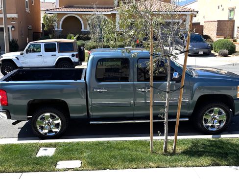 Used 2011 Chevrolet Silverado 1500 LT w/ Regional Value Package image 14