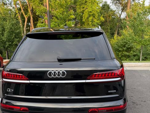 Used 2021 Audi Q7 3.0T Premium Plus AWD/4WD image 2