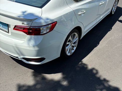 Used 2017 Acura ILX FWD image 6
