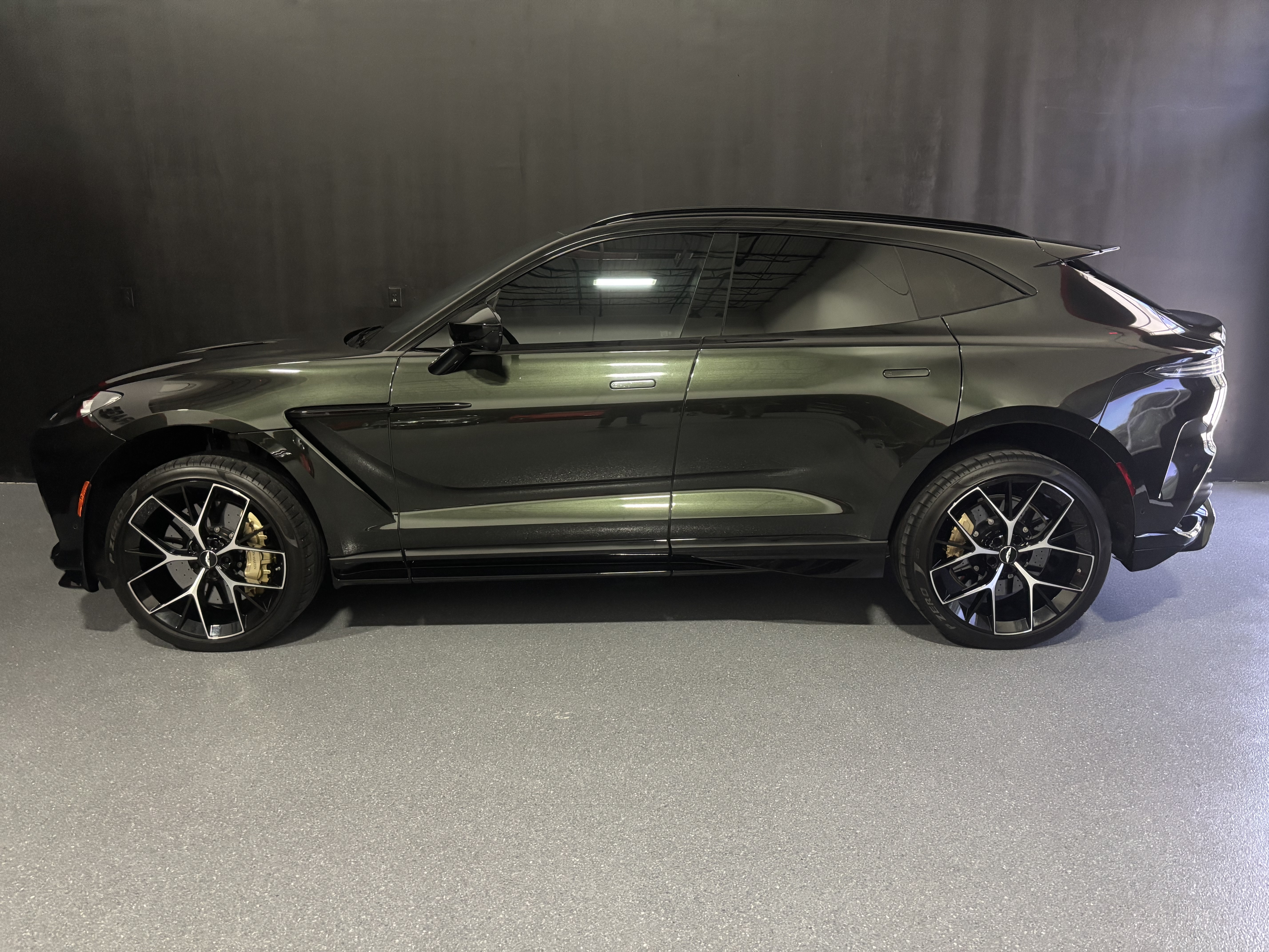 Used 2024 Aston Martin DBX 707 AWD/4WD image 6