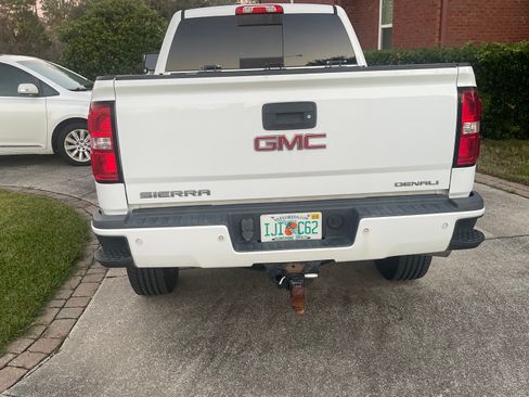 Used 2017 GMC Sierra 2500 Denali w/ Duramax Plus Package image 5