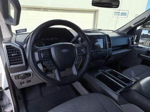 Used 2018 Ford F150 XLT w/ Equipment Group 302A Luxury RWD image 8
