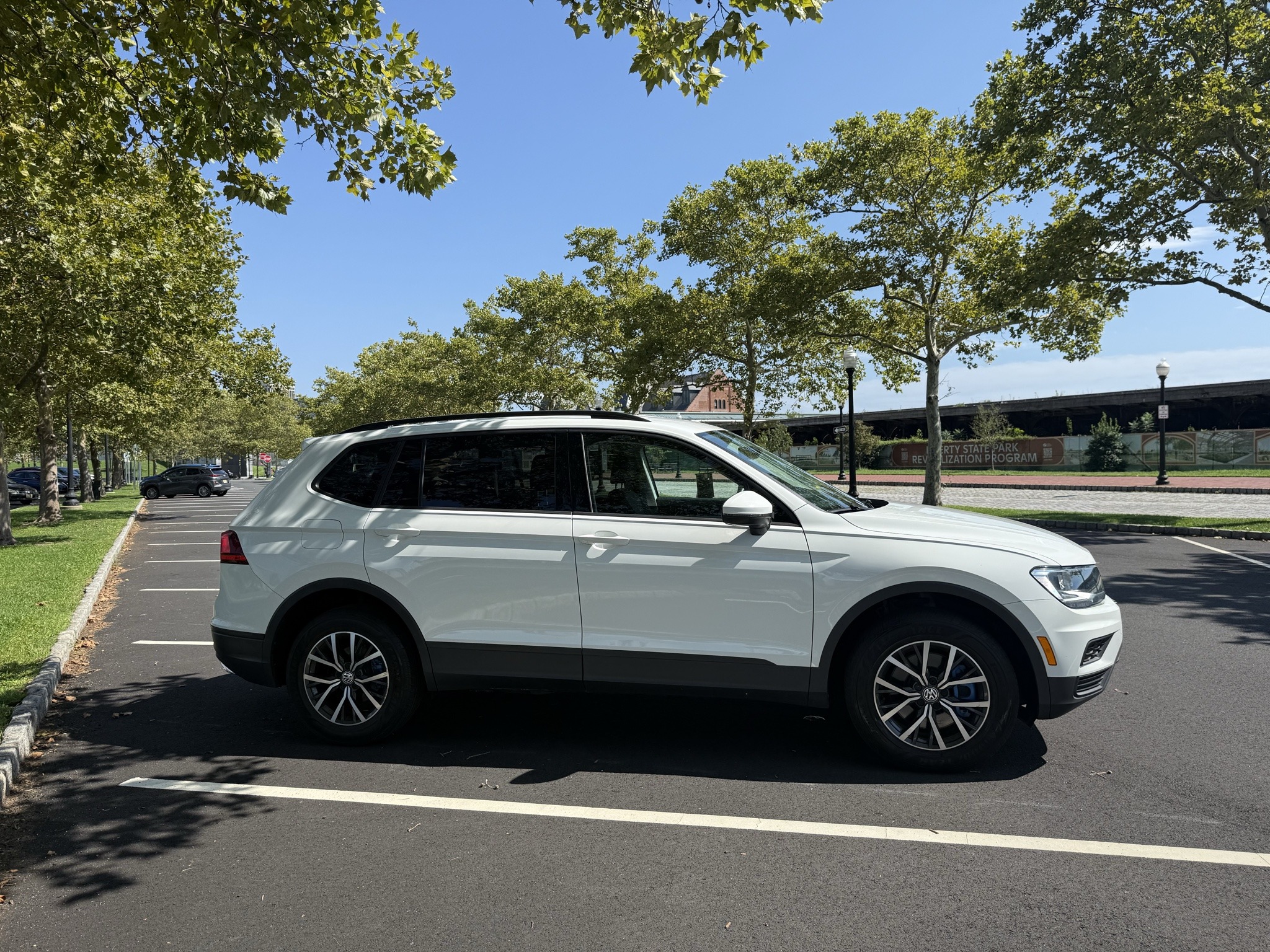 Used 2021 Volkswagen Tiguan S AWD/4WD image 8