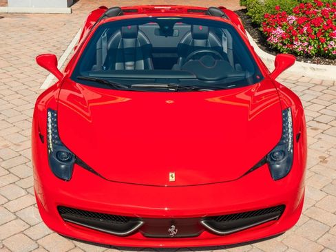 Used 2015 Ferrari 458 Spider image 6