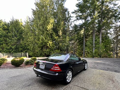 Used 2004 Mercedes-Benz SLK 230 image 12