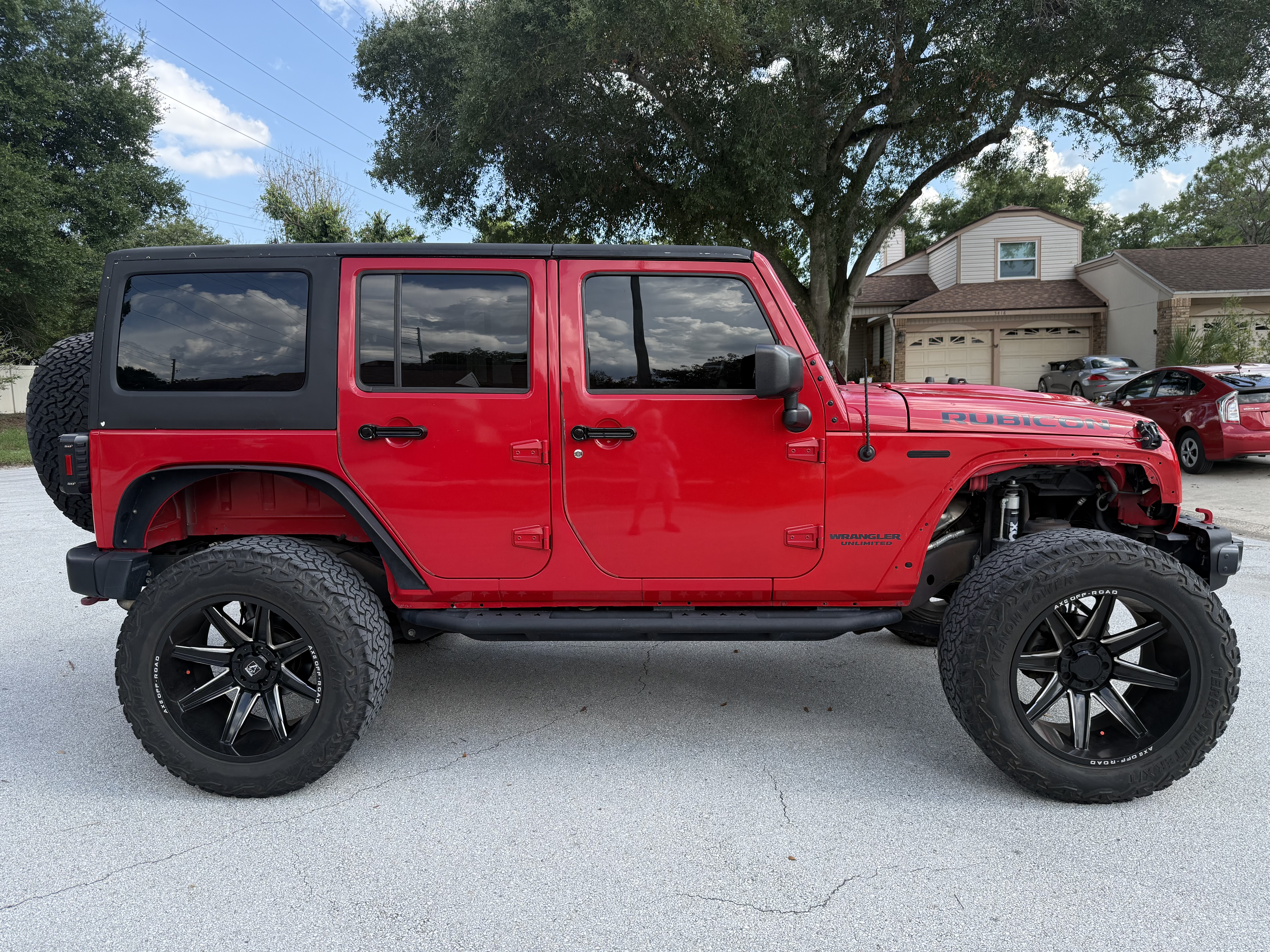 Used 2016 Jeep Wrangler Unlimited Rubicon AWD/4WD image 1