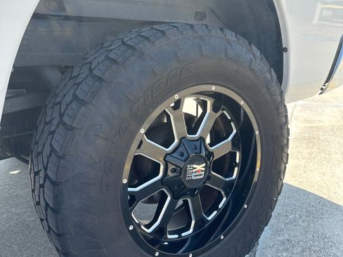 Used 2018 RAM 2500 Tradesman w/ Chrome Appearance Group AWD/4WD image 28