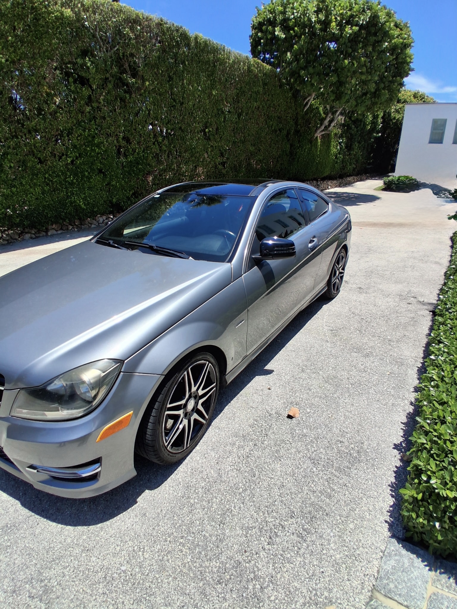 Used 2014 Mercedes-Benz C 250 Coupe image 4