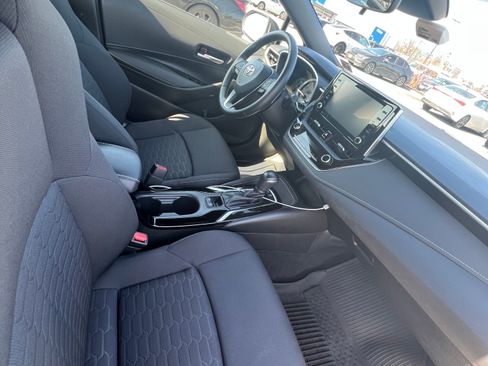 Used 2022 Toyota Corolla SE image 9