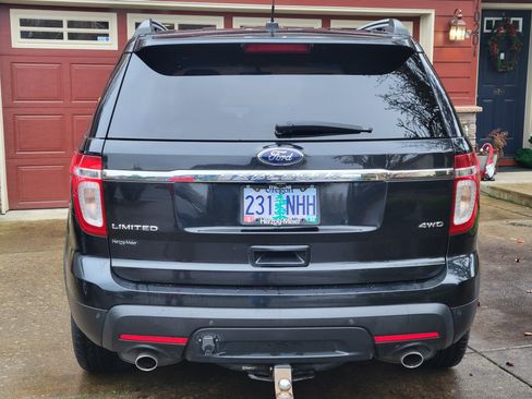 Used 2013 Ford Explorer Limited image 8