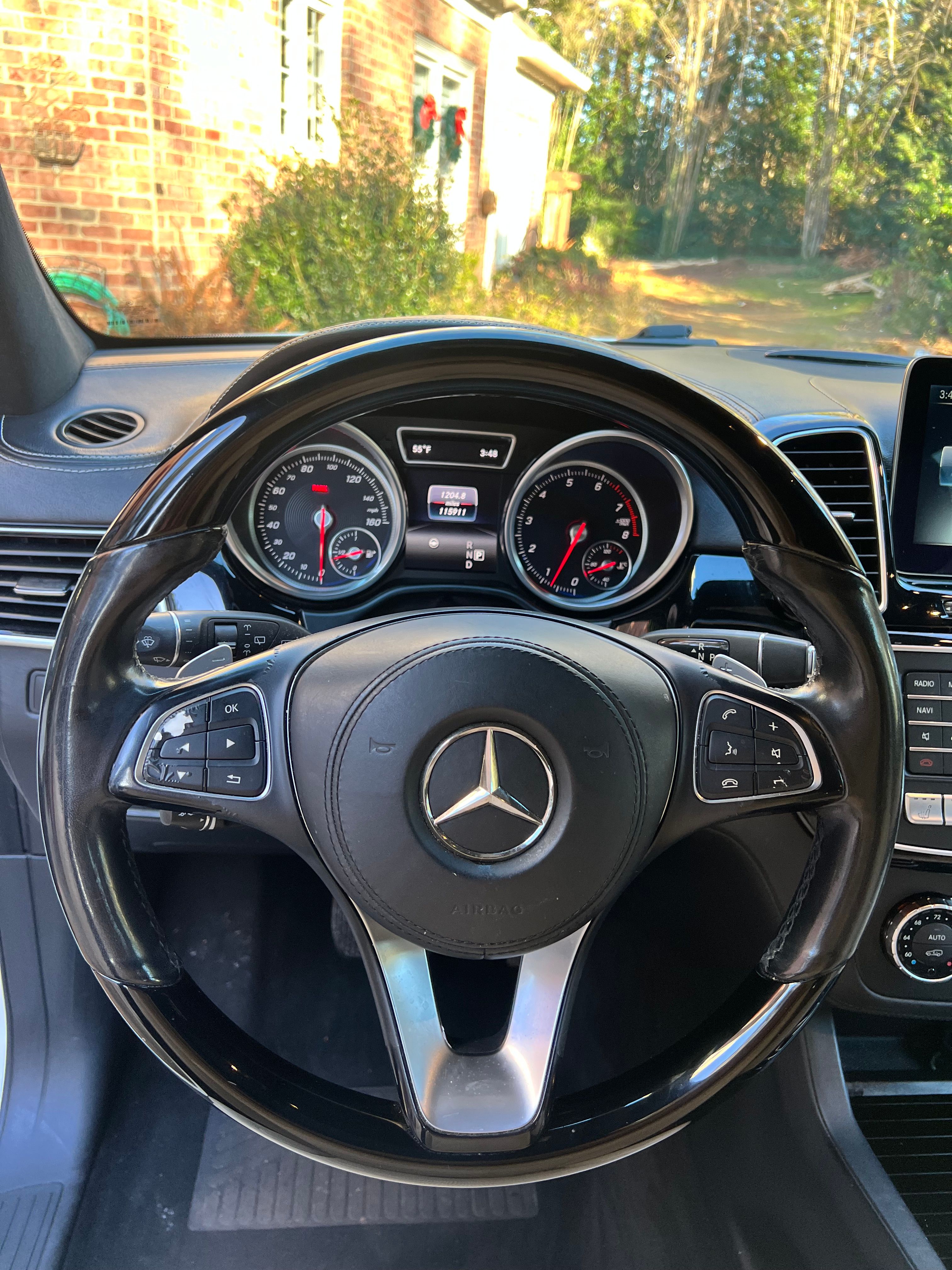Used 2017 Mercedes-Benz GLS 550 4MATIC image 23
