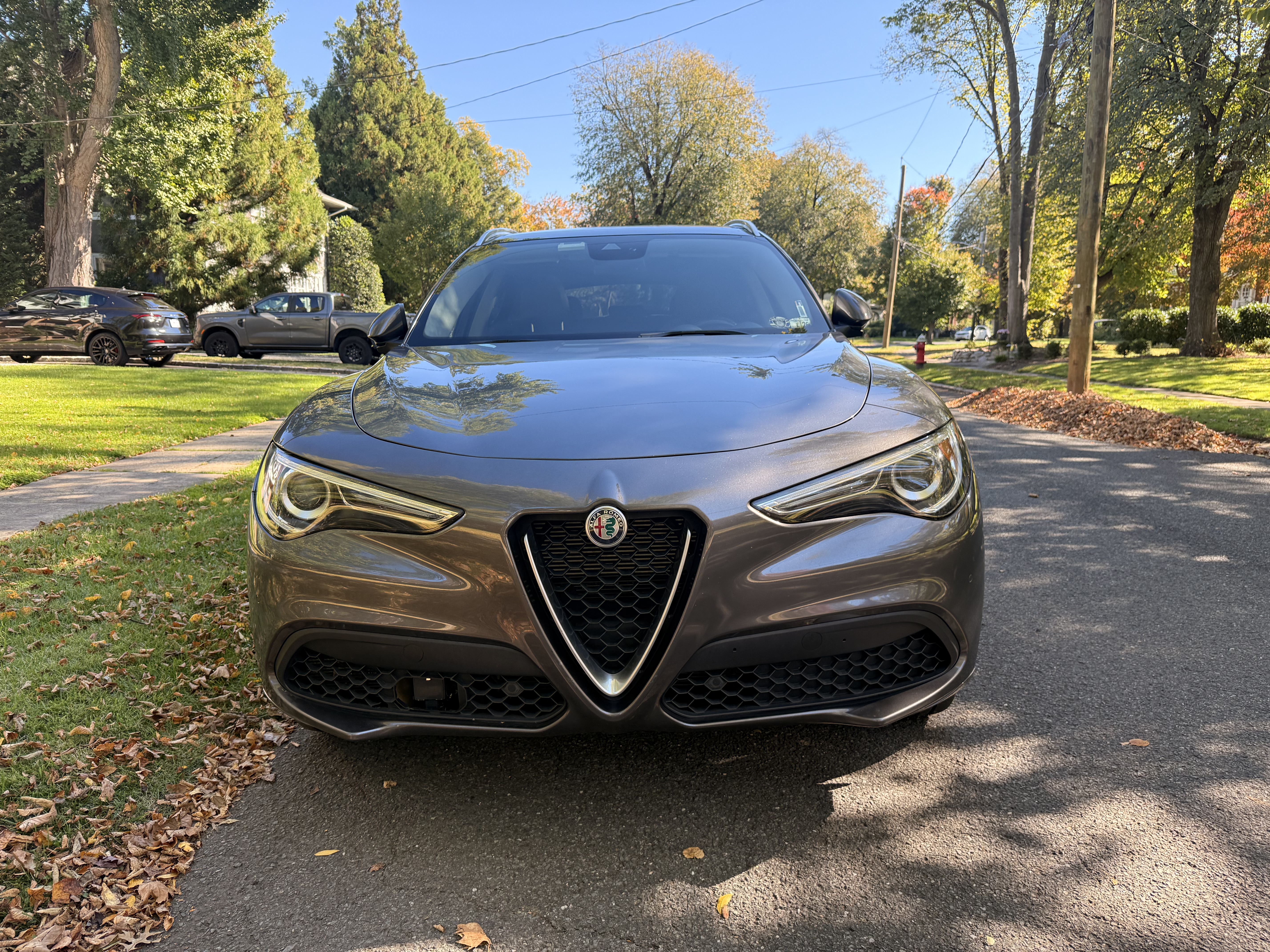 Used 2021 Alfa Romeo Stelvio Ti w/ Active Assist 2 Package TI AWD/4WD image 1