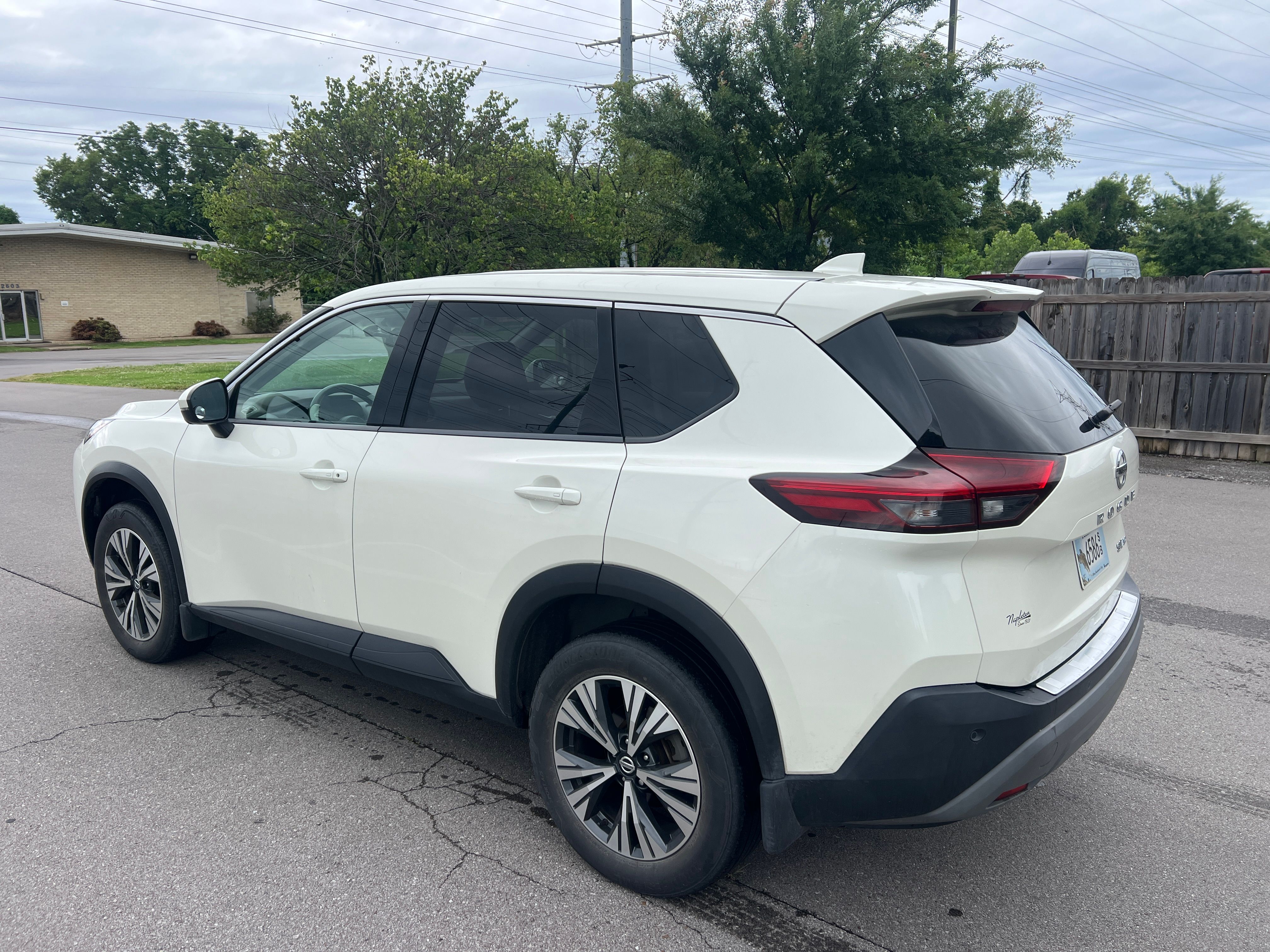 Used 2021 Nissan Rogue SV AWD/4WD image 5