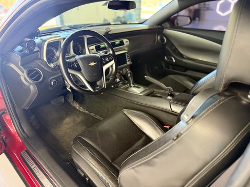 Used 2014 Chevrolet Camaro SS image 14