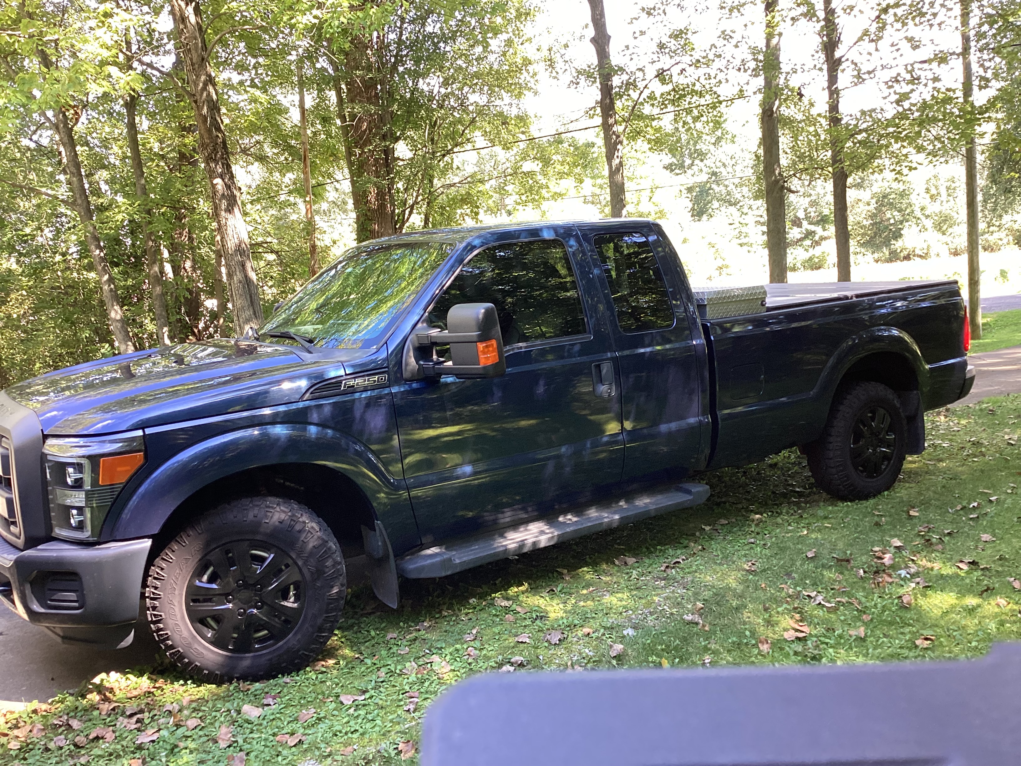 Used 2013 Ford F250 XL w/ PWR Equipment Group RWD image 1