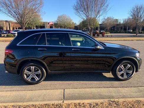 Used 2019 Mercedes-Benz GLC 300 image 12