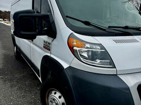 Used 2020 RAM ProMaster 2500 w/ Interior Convenience Group image 5