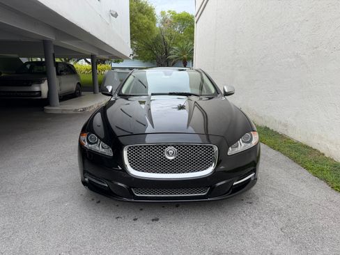 Used 2012 Jaguar XJ L RWD image 2