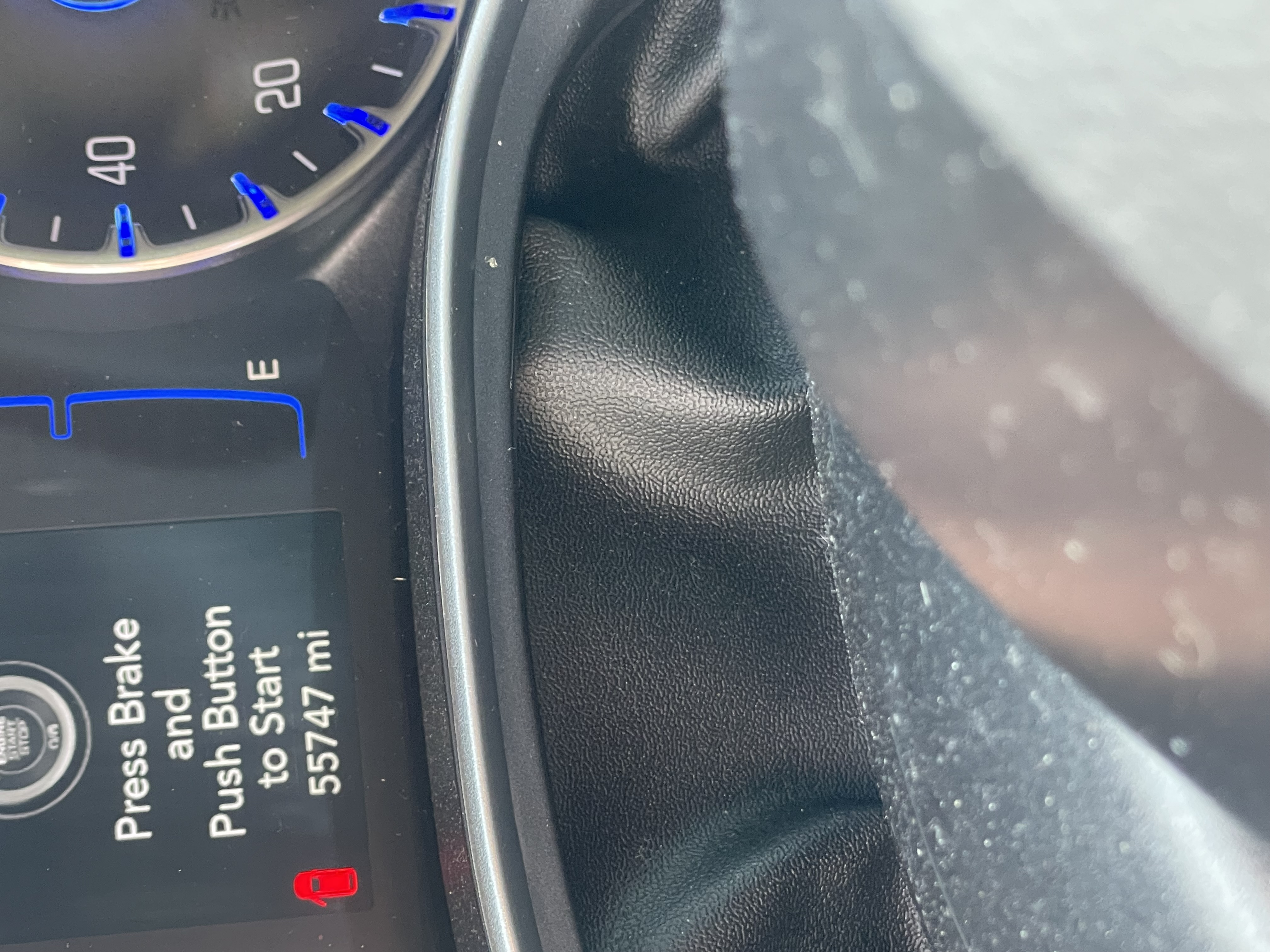 Used 2020 Chrysler Pacifica Touring-L FWD image 8