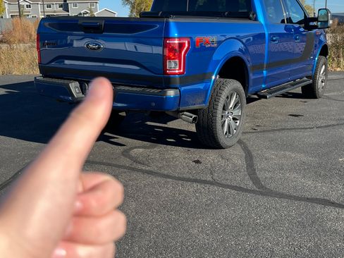 Used 2017 Ford F150 XLT w/ Equipment Group 302A Luxury image 4