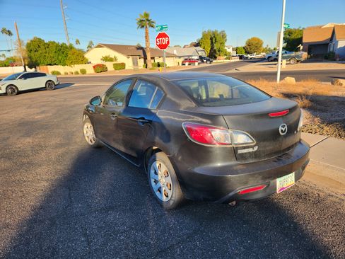 Used 2010 MAZDA MAZDA3 i Sport image 11