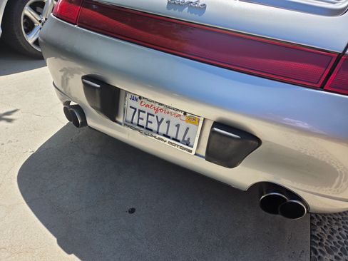 Used 2004 Porsche 911 Carrera 4S image 19