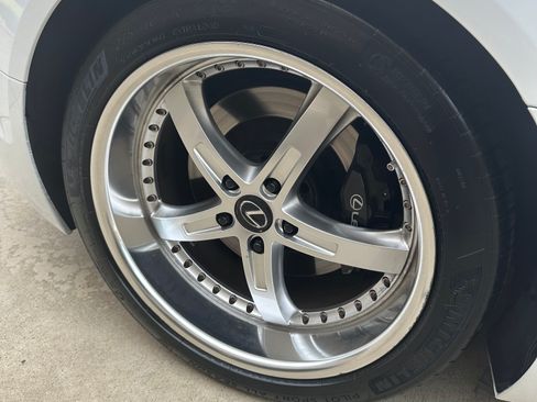 Used 2018 Lexus LC 500 Coupe w/ Touring Package RWD image 15