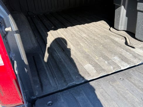 Used 2020 Chevrolet Silverado 1500 LT Trail Boss image 14