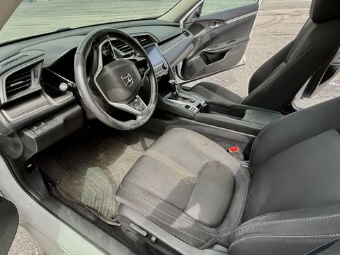Used 2020 Honda Civic EX image 17