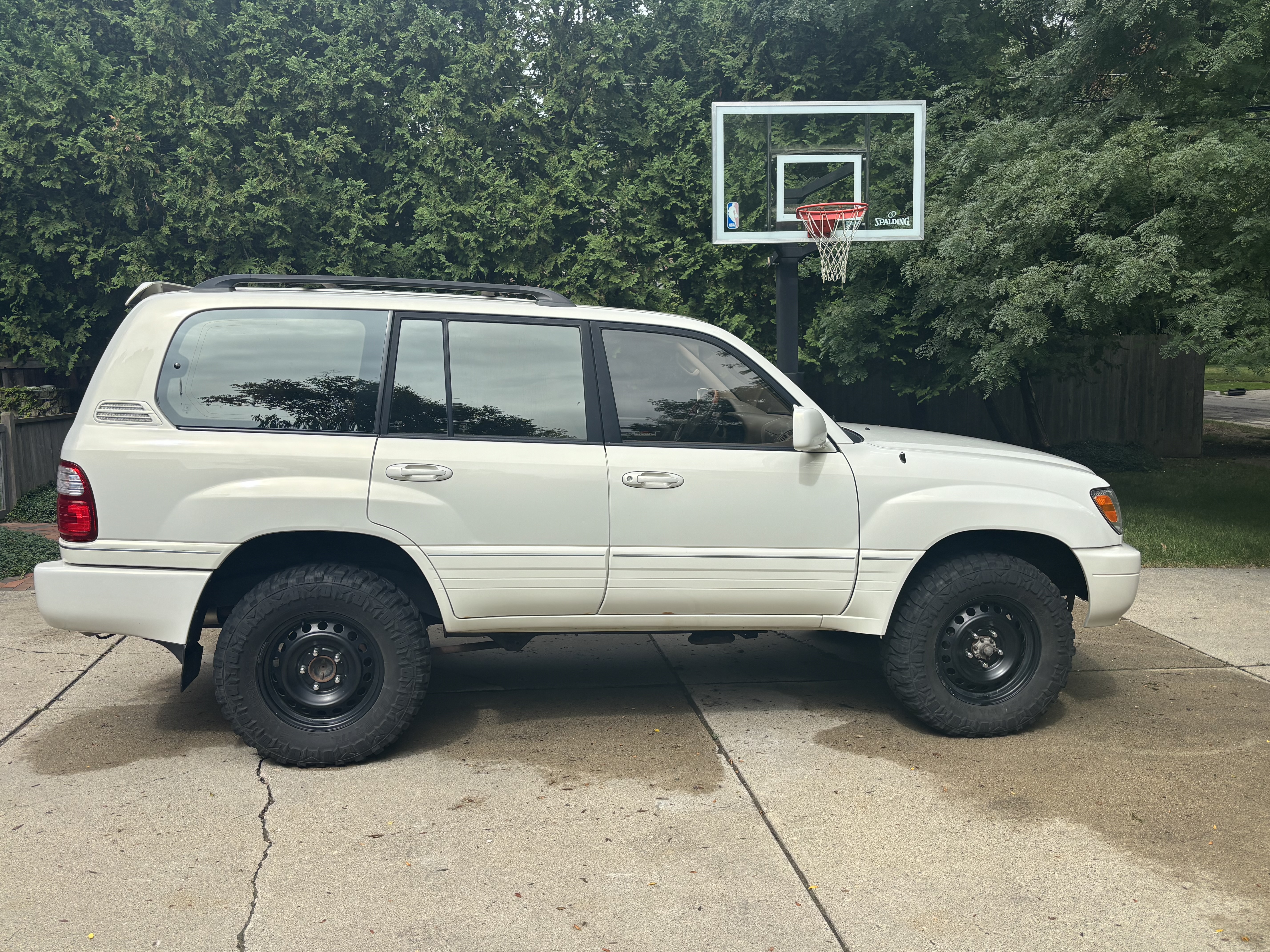Used 2002 Lexus LX 470 4WD image 5