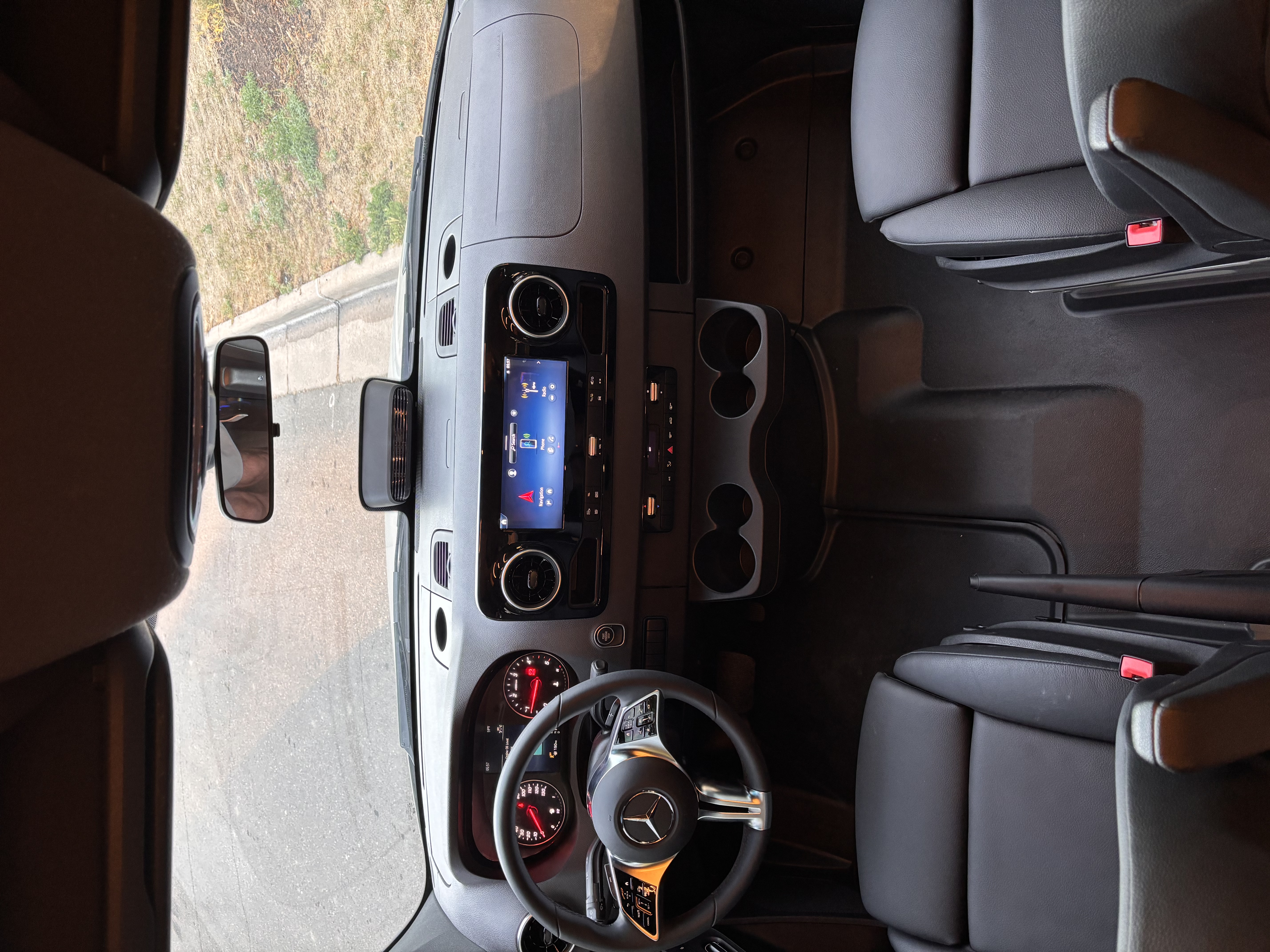 Used 2025 Mercedes-Benz Sprinter 2500 image 11