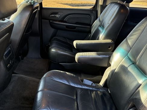 Used 2008 GMC Yukon XL Denali image 11