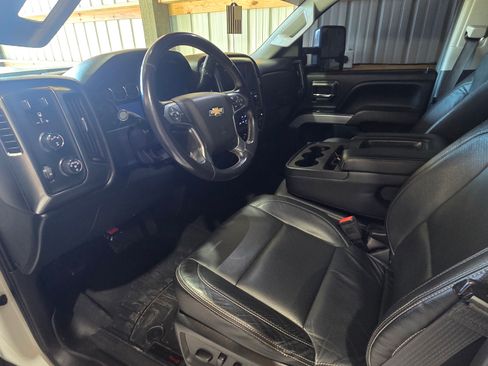 Used 2017 Chevrolet Silverado 2500 LT w/ LT Fleet Convenience Package image 6