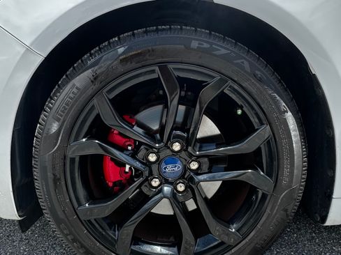Used 2020 Ford Fusion SE w/ Equipment Group 151A FWD image 5
