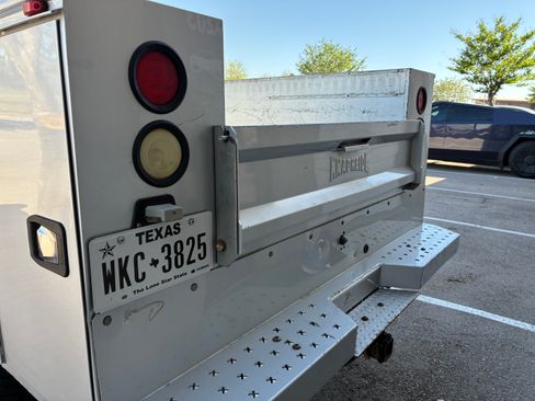 Used 2012 Chevrolet Silverado 2500 LT w/ Interior Plus Package image 10