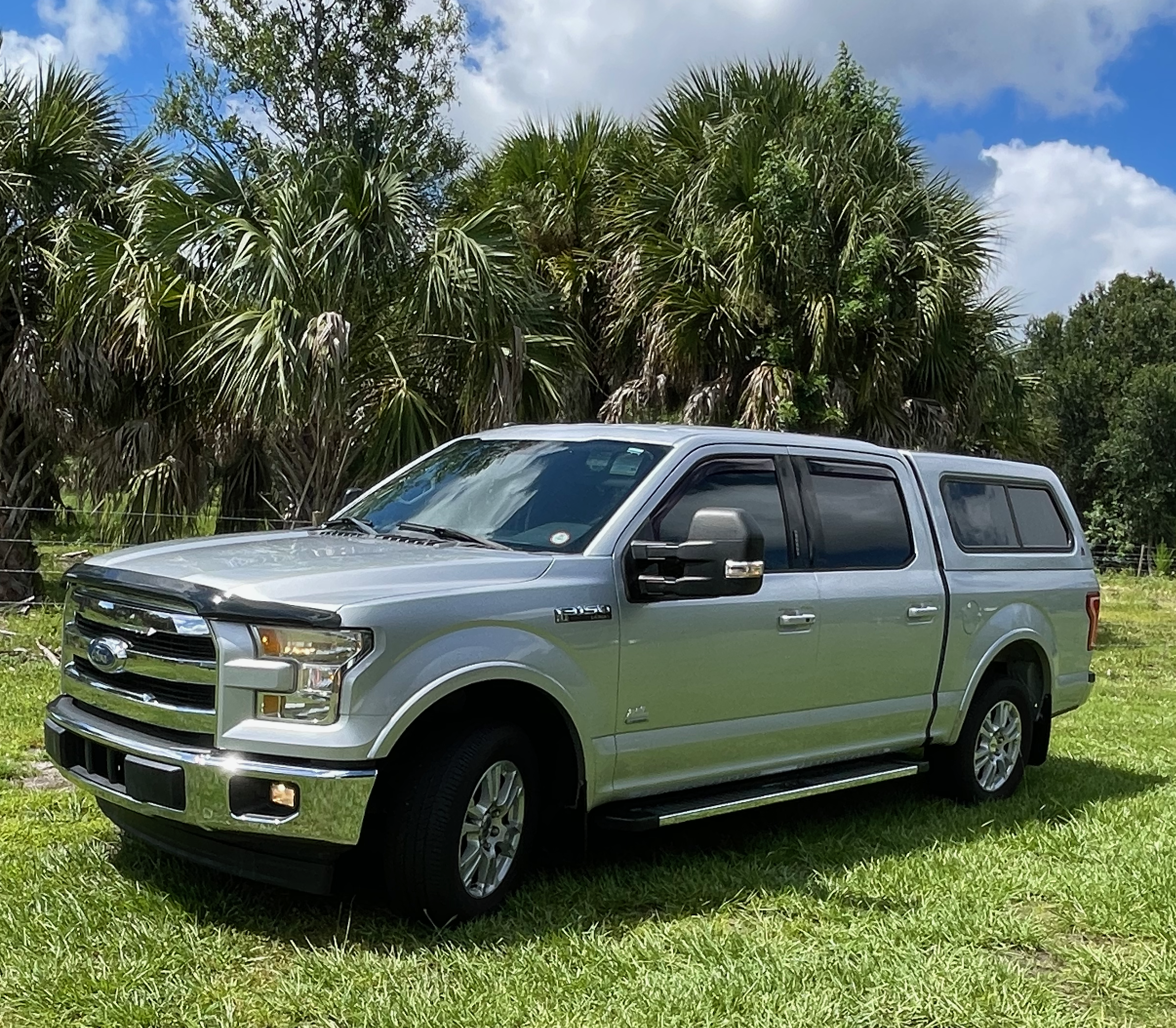 Used 2017 Ford F150 Lariat w/ Trailer Tow Package RWD image 5