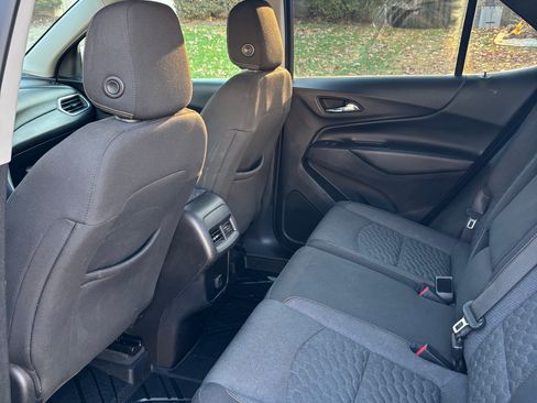 Used 2018 Chevrolet Equinox LT image 13